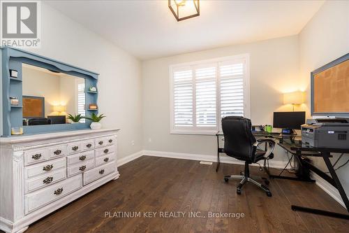 88 Collins Way, Strathroy-Caradoc (Se), ON - Indoor Photo Showing Office