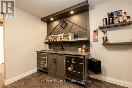 88 Collins Way, Strathroy-Caradoc (Se), ON - Indoor Photo Showing Other Room