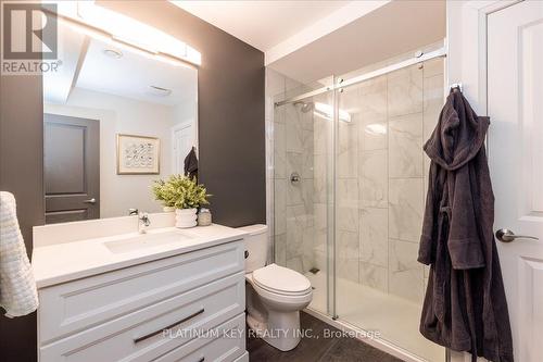 88 Collins Way, Strathroy-Caradoc (Se), ON - Indoor Photo Showing Bathroom