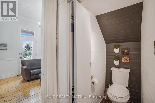 729 County Rd 18 Road, Hawkesbury, ON - Indoor Photo Showing Bathroom