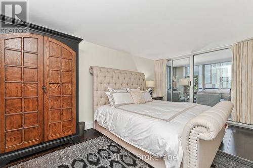 Large primary bedroom. - 1101 - 160 George Street, Ottawa, ON - Indoor Photo Showing Bedroom