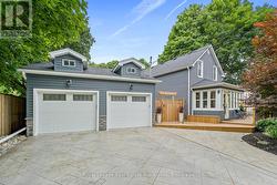 119 CRESCENT STREET  Halton Hills, ON L7J 2E1