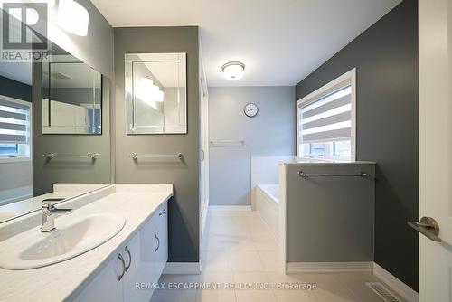 9 Tarrison Street, Brantford, ON - Indoor Photo Showing Bathroom