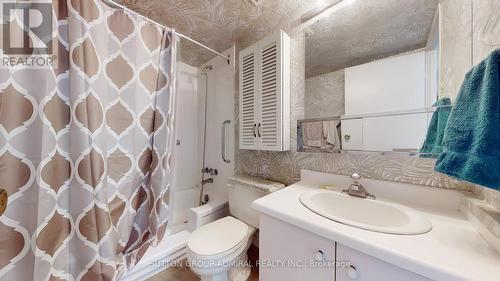 904 - 133 Torresdale Avenue, Toronto, ON - Indoor Photo Showing Bathroom