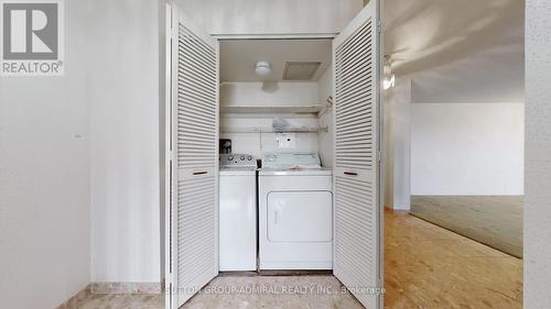 904 - 133 Torresdale Avenue, Toronto, ON - Indoor Photo Showing Laundry Room