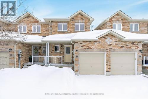 37 SOUTHWOODS CRESCENT  Barrie, ON L4N 9P8