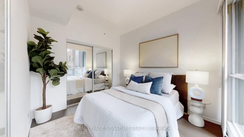 2608-70 Temperance Street, Toronto, ON - Indoor Photo Showing Bedroom