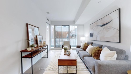 2608-70 Temperance Street, Toronto, ON - Indoor Photo Showing Living Room