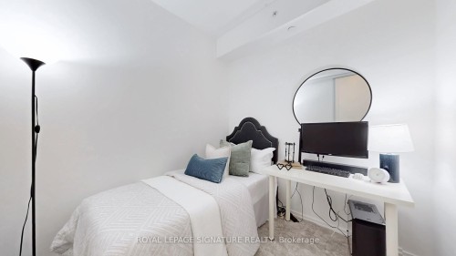 2608-70 Temperance Street, Toronto, ON - Indoor Photo Showing Bedroom