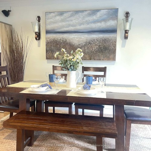 105 Catalina Drive, Toronto, ON - Indoor Photo Showing Dining Room