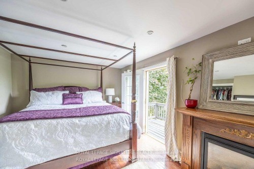 105 Catalina Drive, Toronto, ON - Indoor Photo Showing Bedroom