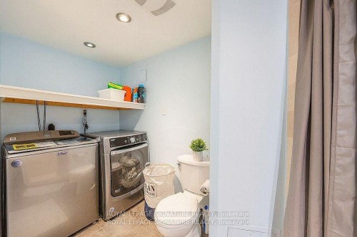 105 Catalina Drive, Toronto, ON - Indoor Photo Showing Laundry Room