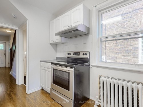 68 Castlewood Road, Toronto, ON - Indoor Photo Showing Kitchen