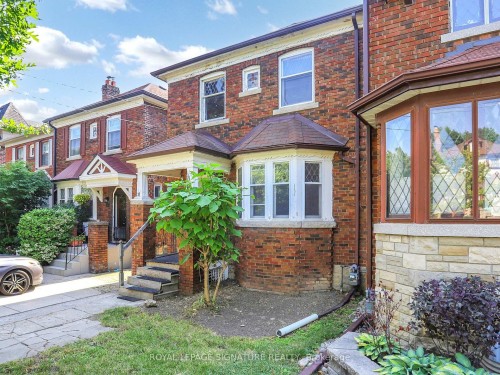 68 Castlewood Road, Toronto, ON - Outdoor With Facade