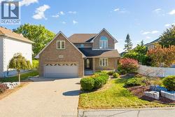5023 SOUTHWOOD LAKES BOULEVARD  Windsor, ON N9G 2Y1