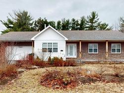 1809 Acadia Street Kingston, NS B0P 1R0