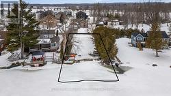 3813 WOOD AVENUE Severn, ON L3V 0T9