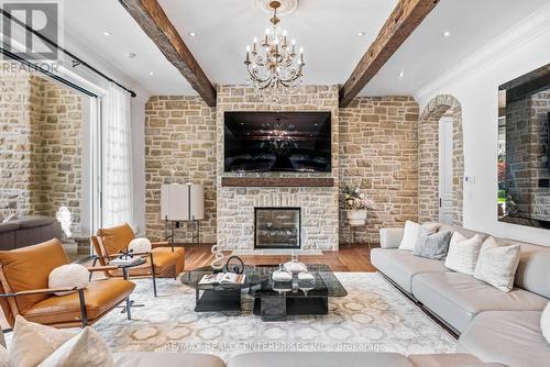 1470 Mississauga Road, Mississauga, ON - Indoor Photo Showing Living Room With Fireplace