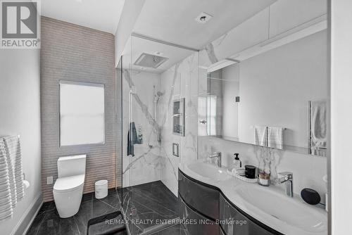 1470 Mississauga Road, Mississauga, ON - Indoor Photo Showing Bathroom
