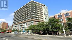 810 - 5101 DUNDAS STREET W Toronto, ON M9A 1C1