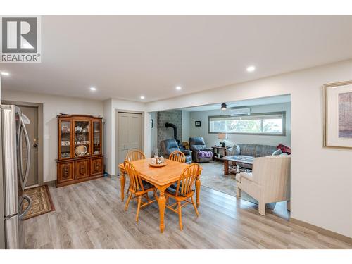 1418 Fairview Road, Oliver, BC - Indoor Photo Showing Dining Room