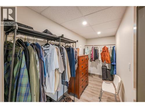 1418 Fairview Road, Oliver, BC - Indoor With Storage