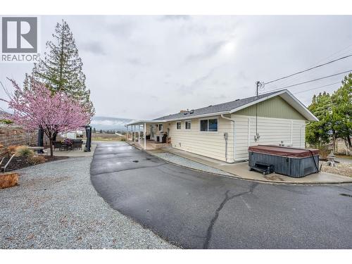 1418 Fairview Road, Oliver, BC - Outdoor