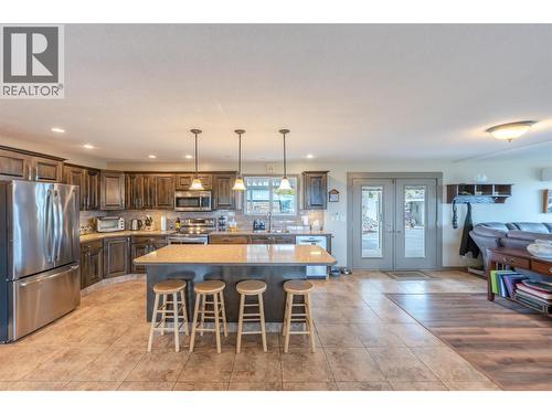 1418 Fairview Road, Oliver, BC - Indoor