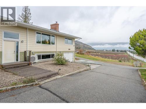 1418 Fairview Road, Oliver, BC - Outdoor