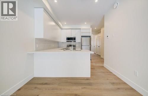 19 Downey Street Unit# 2, Kitchener, ON - Indoor Photo Showing Kitchen