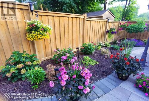 38 Pheasant Road, Toronto, ON - Outdoor