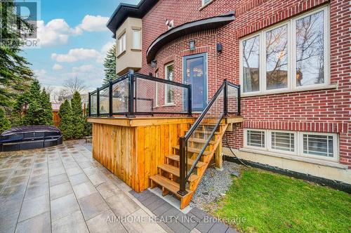 38 Pheasant Road, Toronto, ON - Outdoor