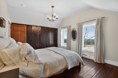 Chambre à coucher principale - 1309 Route 139 N., Sutton, QC - Indoor Photo Showing Bedroom