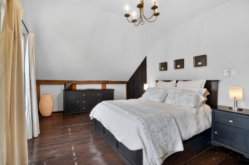 Chambre à coucher principale - 1309 Route 139 N., Sutton, QC - Indoor Photo Showing Bedroom