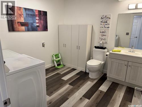 132 Barber Crescent, Saskatoon, SK - Indoor Photo Showing Bathroom
