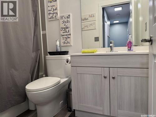 132 Barber Crescent, Saskatoon, SK - Indoor Photo Showing Bathroom