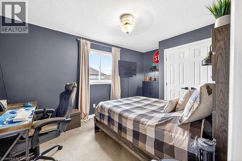 7 Etherington Crescent, Binbrook, ON - Indoor Photo Showing Bedroom