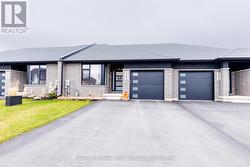 4136 VILLAGE CREEK DRIVE Fort Erie (Stevensville), ON L0S 1S0