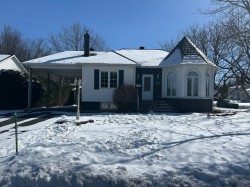 148 Rue des Colibris  Cowansville, QC J2K 3X4