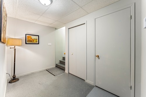 Sous-sol - 2049 Rue Pierre-Hamel, Magog, QC - Indoor Photo Showing Other Room