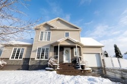 249 38e Avenue N.  Saint-Zotique, QC J0P 1Z0