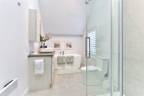 Salle de bains attenante à la CCP - 1202 Rue Shefford, Bromont, QC - Indoor Photo Showing Bathroom