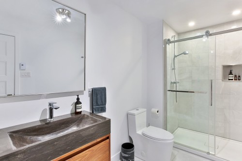 Salle de bains - 1202 Rue Shefford, Bromont, QC - Indoor Photo Showing Bathroom