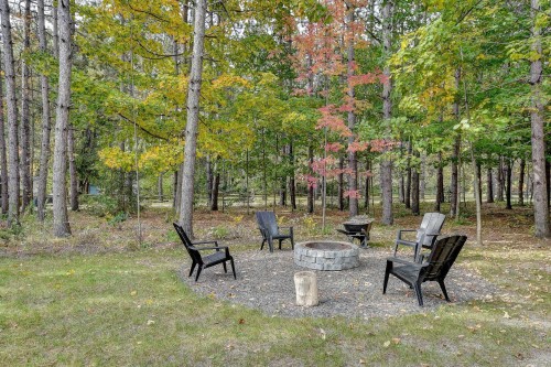 Cour - 1202 Rue Shefford, Bromont, QC - Outdoor