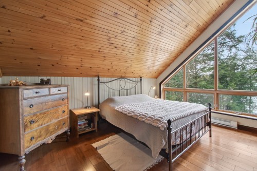 Chambre à coucher principale - 21 Ch. Paul-Grégoire, La Minerve, QC - Indoor Photo Showing Bedroom