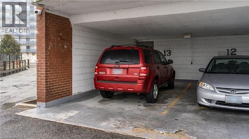 293 Mohawk Road E Unit# 501, Hamilton, ON - Indoor Photo Showing Garage