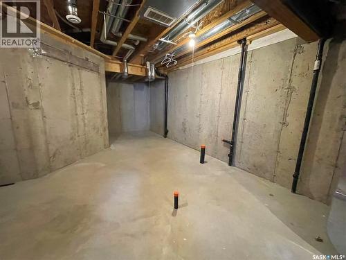 2 5301 Beacon Drive, Regina, SK - Indoor Photo Showing Basement