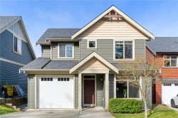 2446 York Cres Nanaimo, BC V9T 4N6