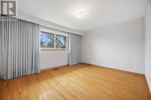 854 Runningbrook Drive, Mississauga, ON - Indoor Photo Showing Other Room