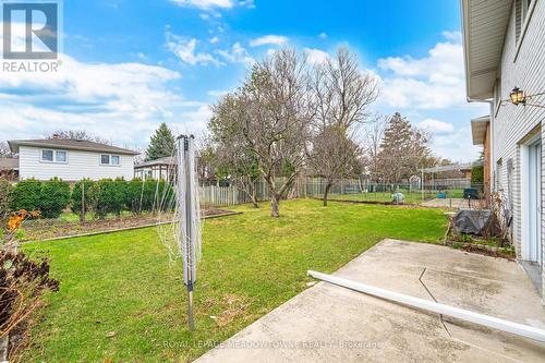 854 Runningbrook Drive, Mississauga, ON - Outdoor